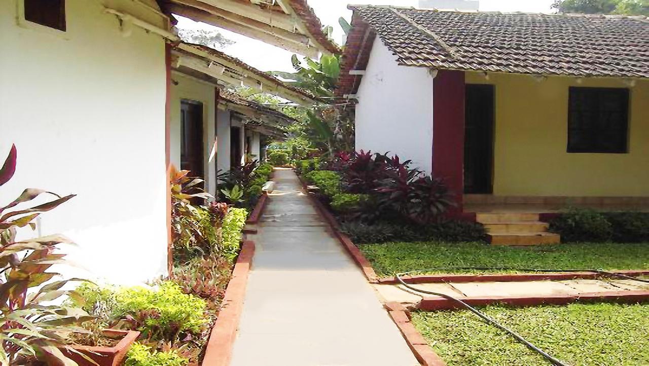 Lamour Beach Resort Benaulim Extérieur photo