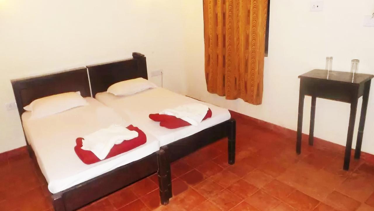 Lamour Beach Resort Benaulim Extérieur photo